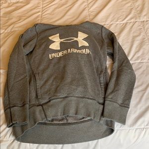 Under Amour sweatshirt! Size xs!